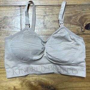Kindred Bravely Nursing and Pumping Bra size Medium